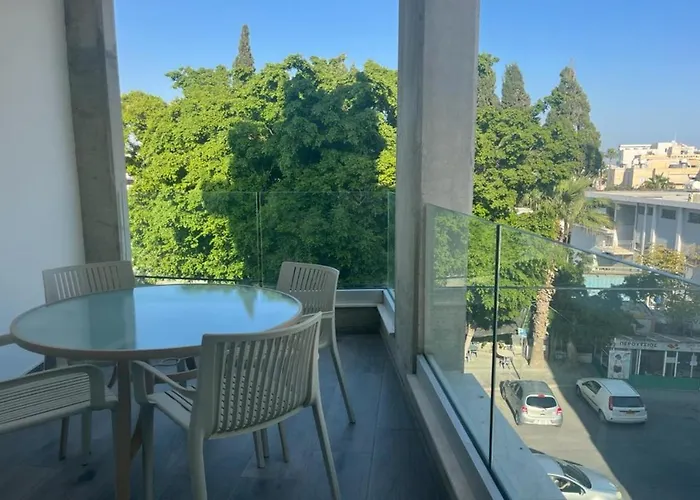 Phaedrus Living Coral Horizon *